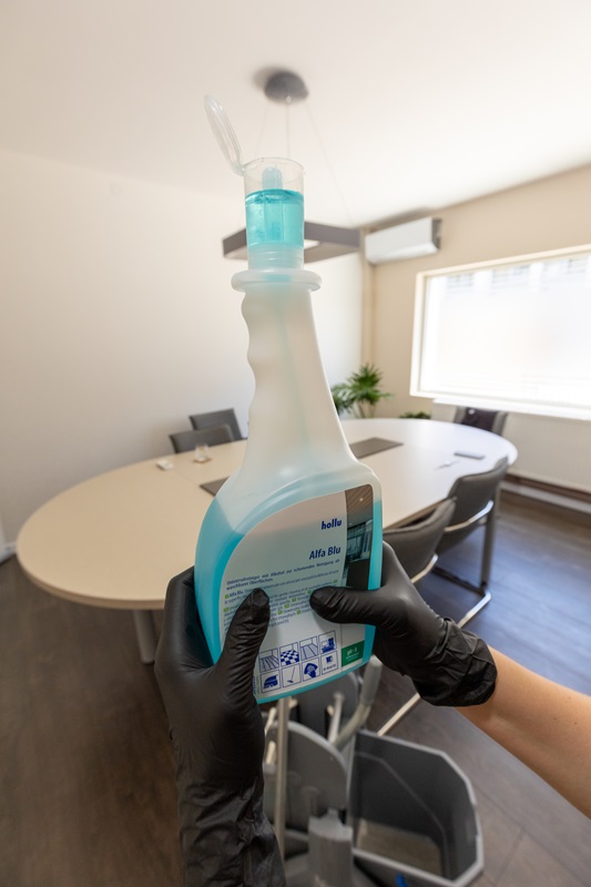 sredstvo za podove sa mirisom