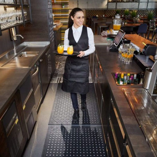 antimikrobni-ergonomski-otirac-za-kuhinje-i-prehrambenu-industriju-1