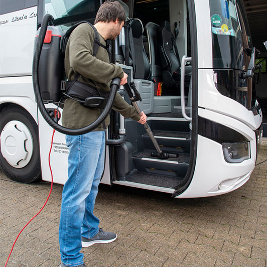 ledjni-usisivac-na-baterije-boostix-3