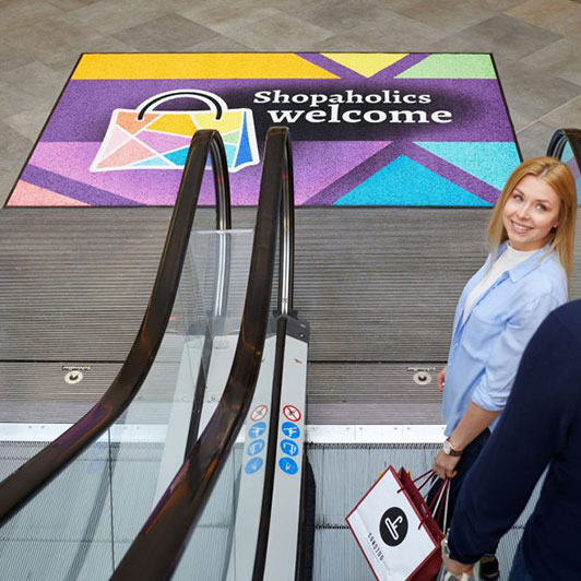 unutrasnji-otirac-sa-logotipom-print-15-scaled