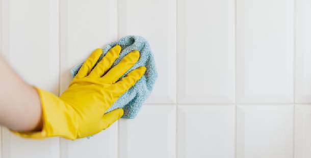ciscenje-plocica-u-kupatilu