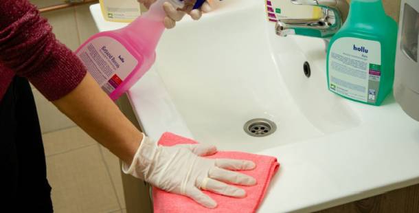 profesionalna-sredstva-za-odrazavanje-higijene