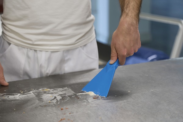 plastični strugač za profesionalne kuhinje