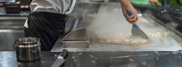 strugač za roštilj i gril