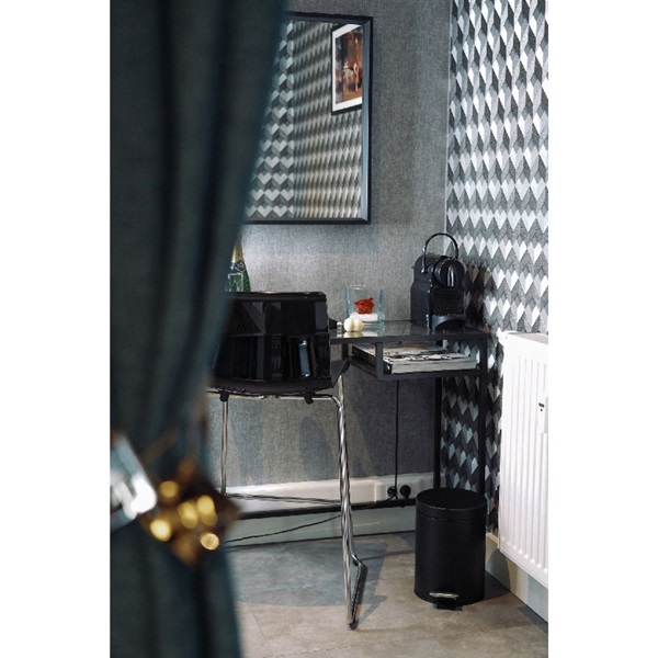 Kanta za smeće crna sa pedalom