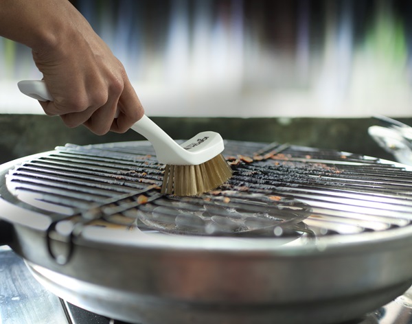 četka za čišćenje roštilja