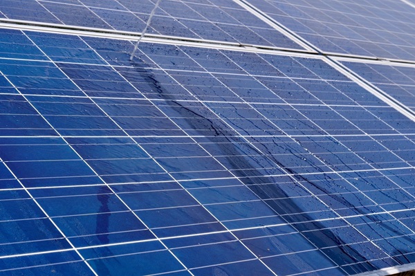 sredstvo za čišćenje solarnih paela